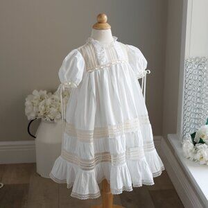 White Heirloom Dress Ivory Vintage Lace Flower Girl Special Occasion LIKE NEW